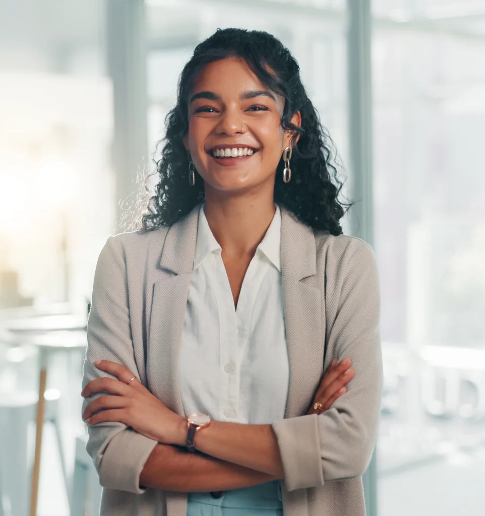 Consultora da Roma Capital em ambiente de trabalho